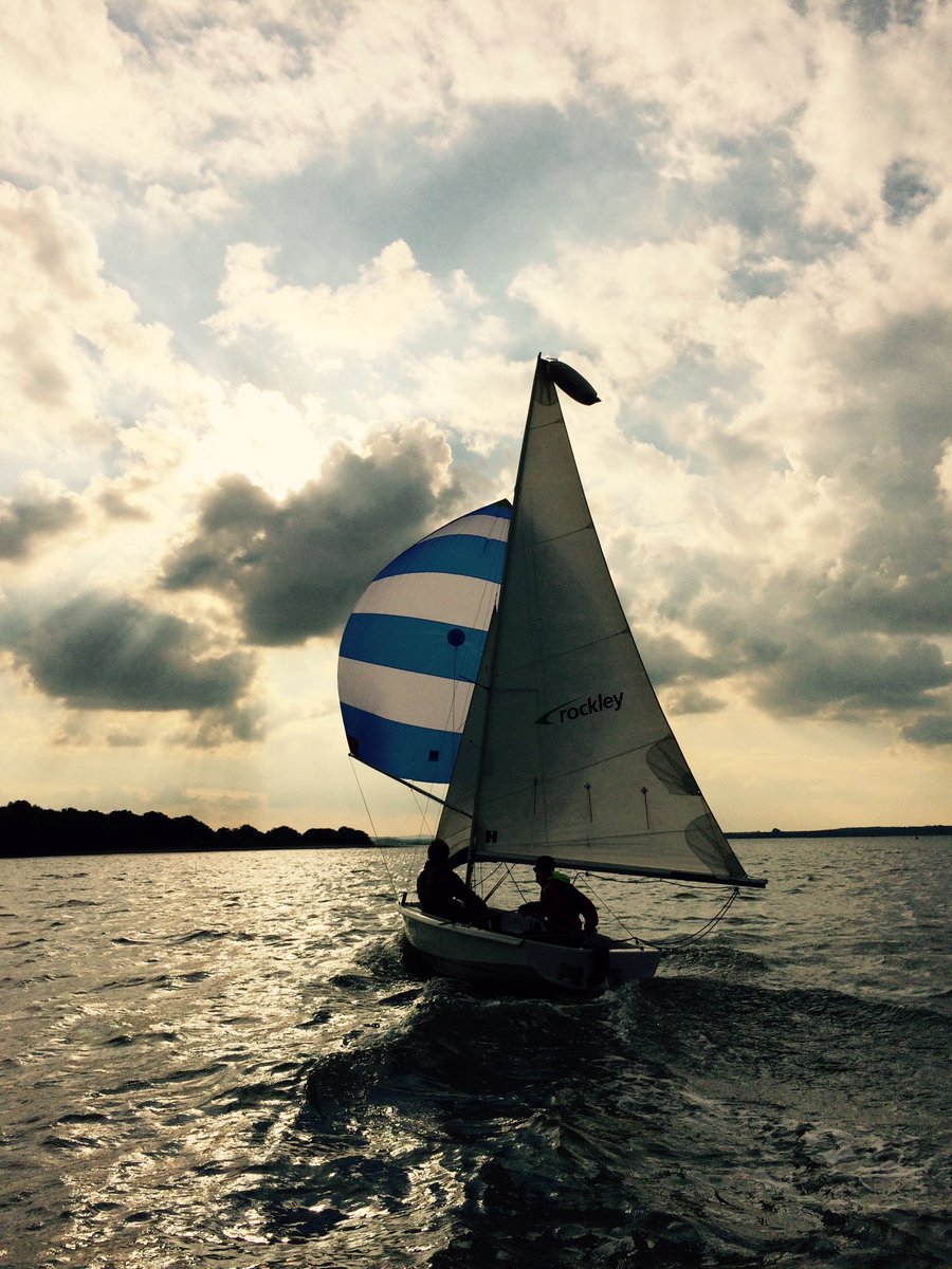robclarkrockley's tweet photo. #onthewater @Rockley1 https://t.co/xnuRNVYP4D