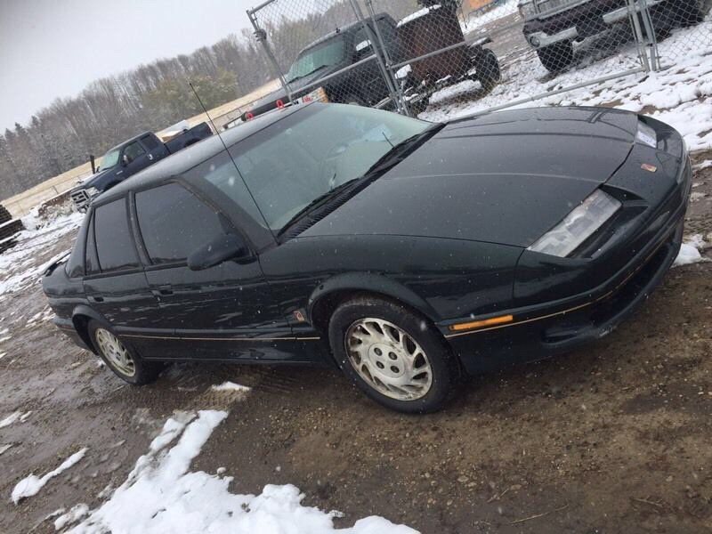 1994 Saturn  kijiji.ca/v-cars-trucks/…