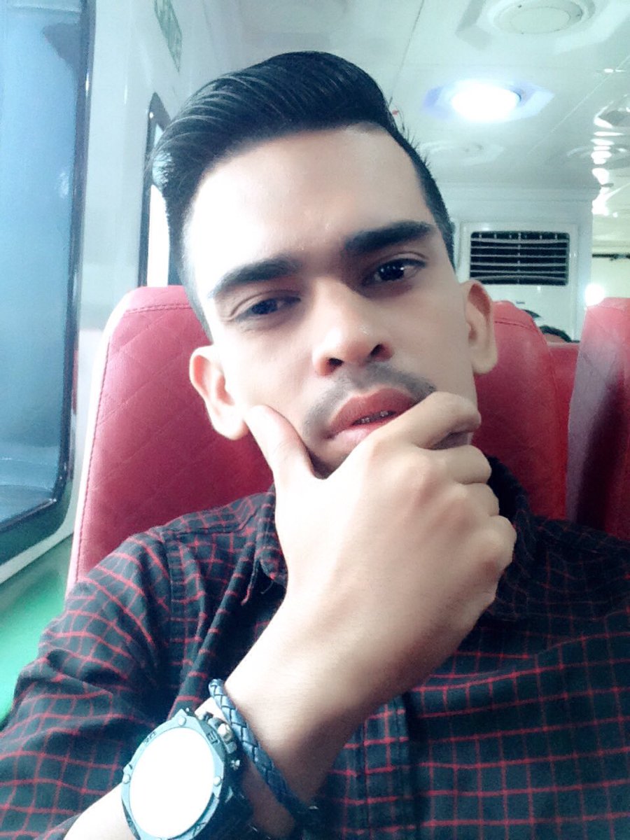 IsralageIsra's tweet photo. Aku ingin bahagia !!! Amin https://t.co/97icuvjLtQ