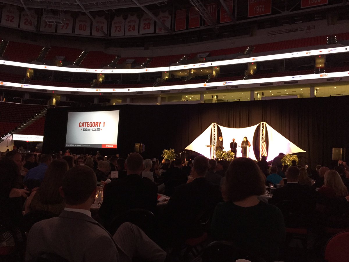 wakehba's tweet photo. And we're off!  Category 1 of the #POH2016 https://t.co/zPV2pL8lXB