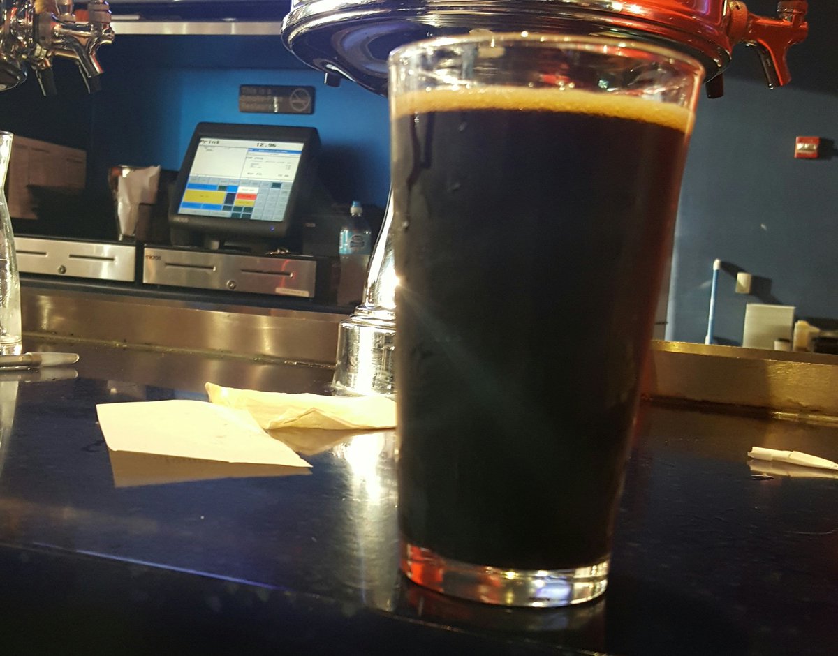 beer_radar's tweet image. My last Philly beer for awhile is @conshybrewing Rye Porter at PHL on the way to Dublin.