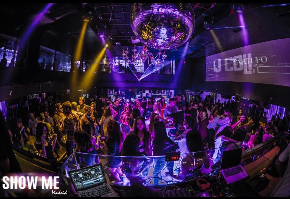 MarvinRRPP's tweet photo. #MADRID #NewGaramond #bowi #rrpp #ListasNewGaramond #listasCats #mitty #catsmadrid #discotecasMadrid #fiestamadrid #listasMitty #tartufo https://t.co/jJPbdbbND0