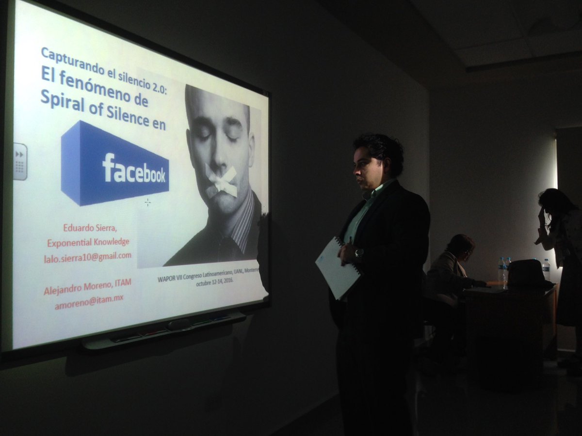 almorenoal's tweet image. @lalosierra_ presentando #spiralofsilence en #Facebook, #WaporMty2016 @CPoliticaITAM #proudcoauthor