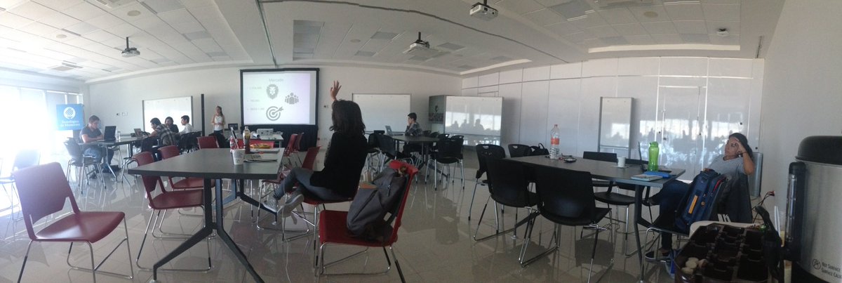 ZonaEiLeon's tweet photo. Preparando @NOWDemoDay 8/12/16 @TecLean en @TECCampus_Leon #pitchforlife @TecdeMty @ilucateroc @DanielMoskaEi @JoseAlbaE @AntonioReus @IEEGL https://t.co/SY6kI00dxd