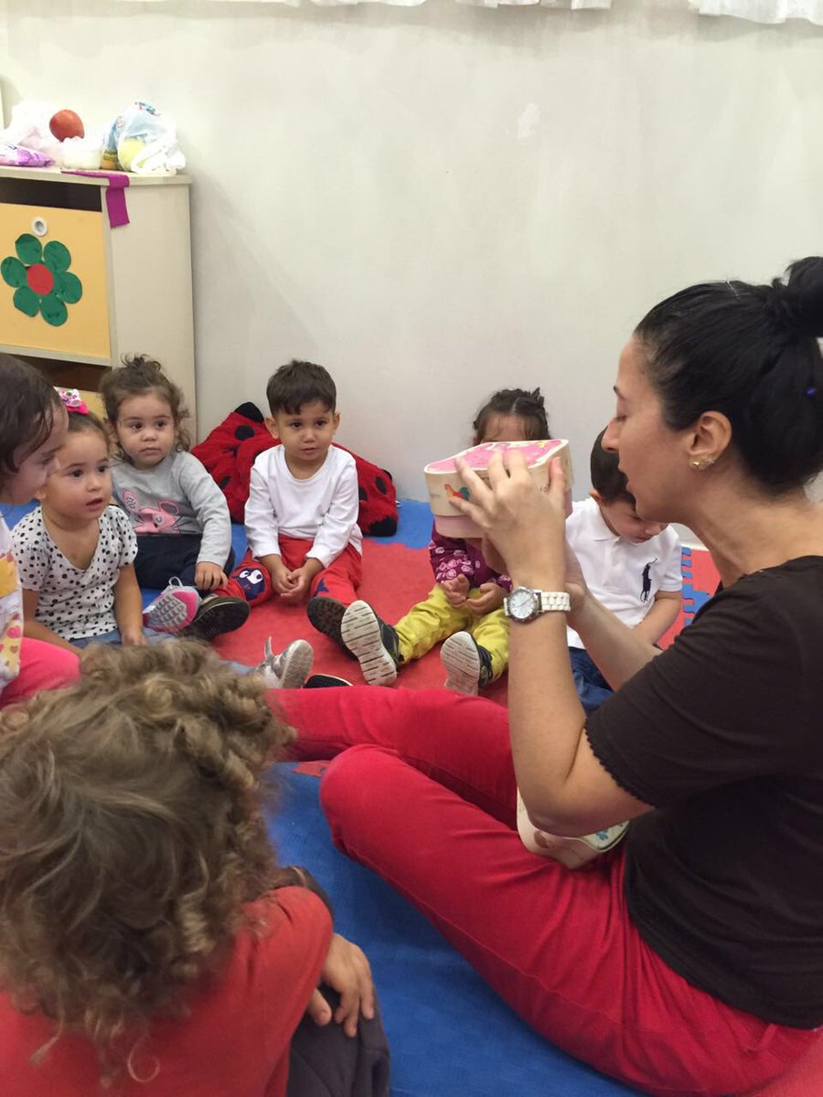 NAGiHANKARADERE's tweet photo. Minik kuzum benim 😘 Bitanemsin @nagihanssss https://t.co/ohq0IzOUyB