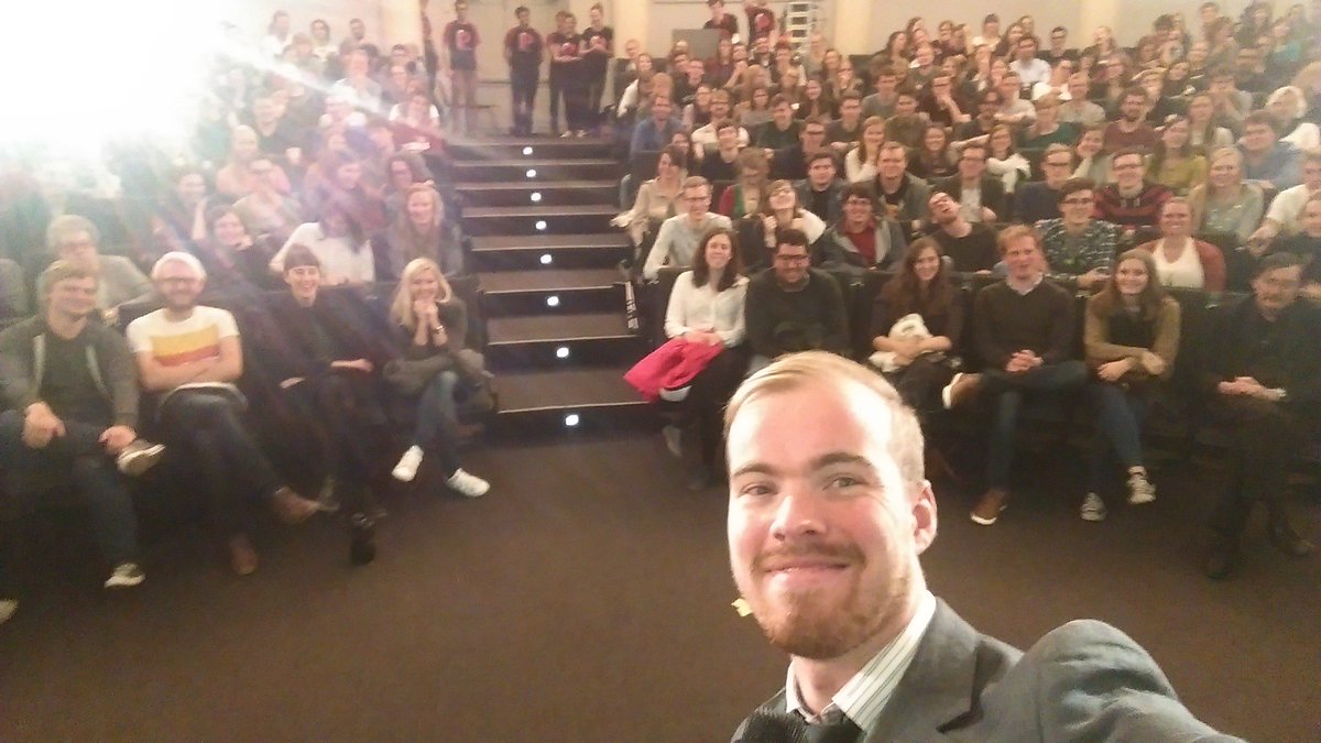 TheRealQuintenF's tweet photo. In de MTC-aula met #Preparee! Dank u publiek, voor de liefde! #happyhollander https://t.co/rT6QFx8rTs