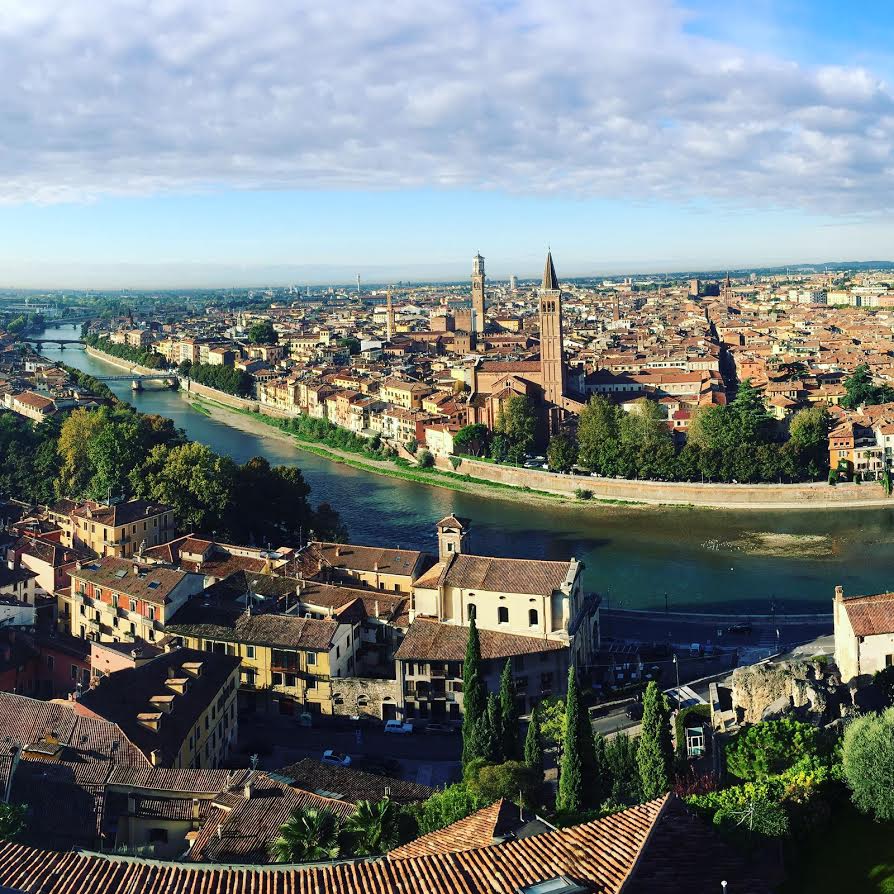 MeetInAction's tweet photo. #TopClassItaly - An Urban Safari in #Verona for your #IncentiveTravel Group https://t.co/PnGPRoXDPk - #eventprofs https://t.co/HqGqeRSivA