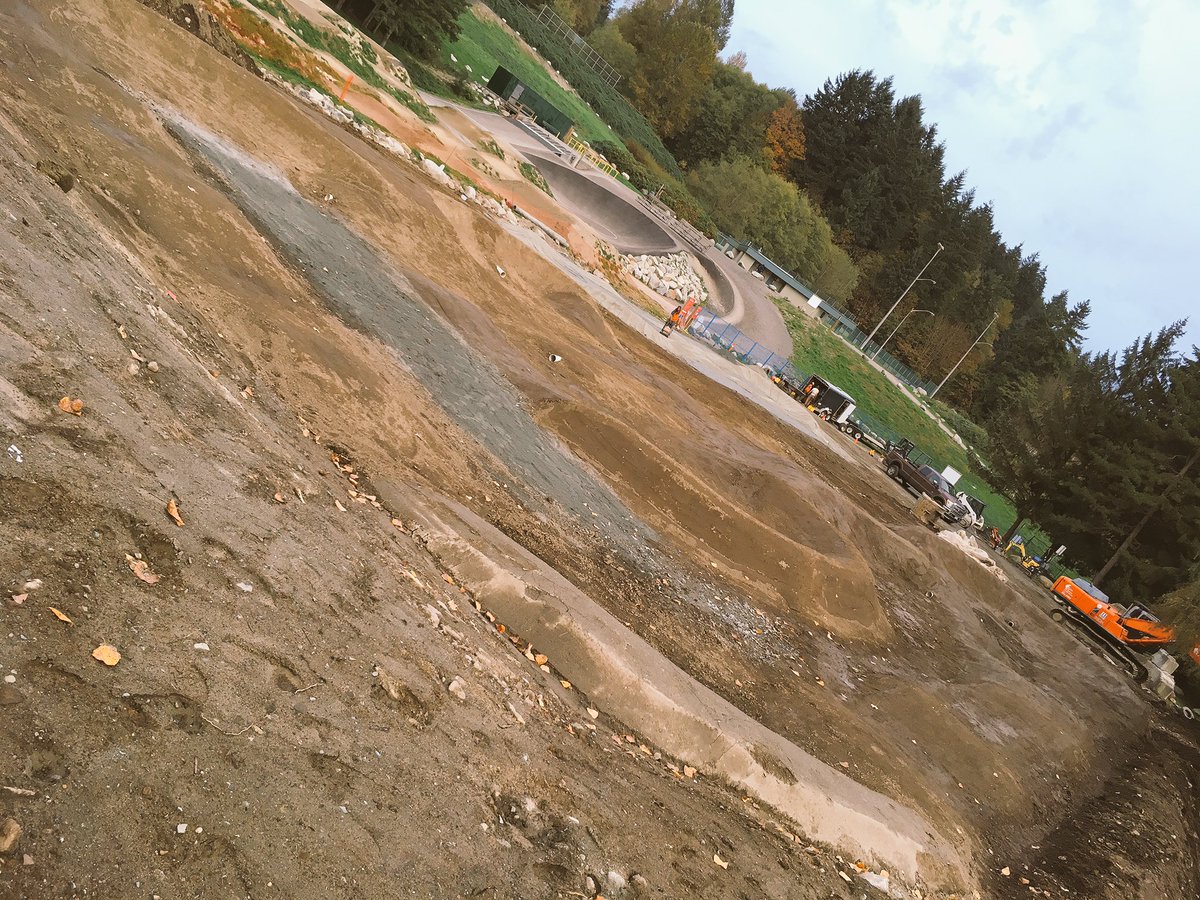 JayHoots's tweet image. Completed #strydertrack &amp;amp; advanced #pumptracks at #interriverpark North Van before 200mm of rain! @NorcoBicycles @RydersEyewear @alexstieda