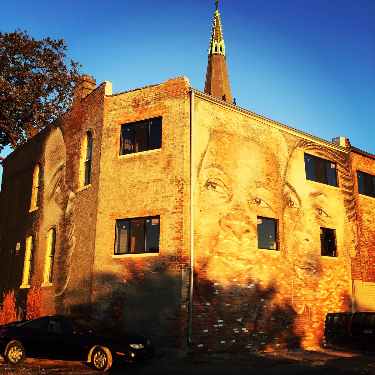 matthewjschmitt's tweet image. This. Take a break from all the angry rhetoric and just take this in. #Detroit #DetroitLove #Thetablesetters