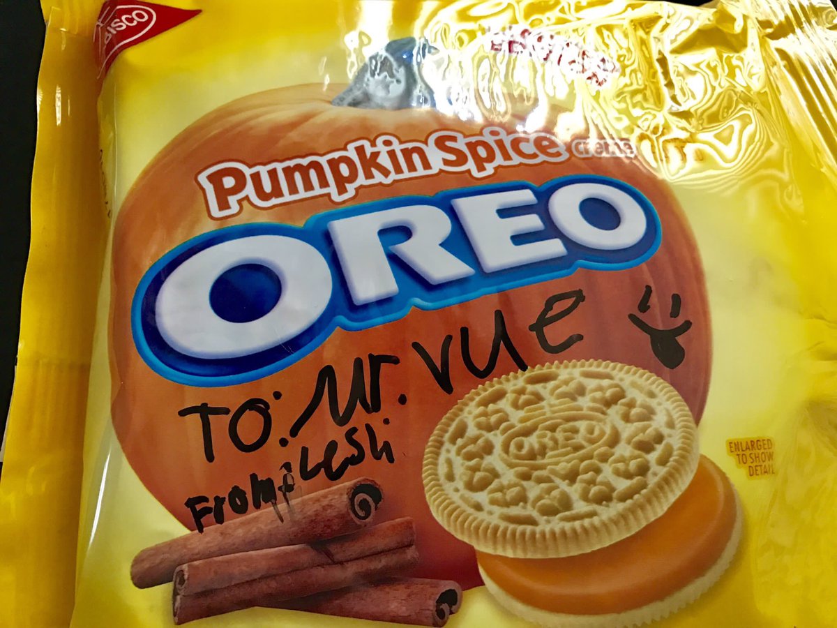 DJNoah80's tweet photo. @mrsrenespoints @EconomyBeyond you got it #PumpkinRules https://t.co/vnSMLgZoyo