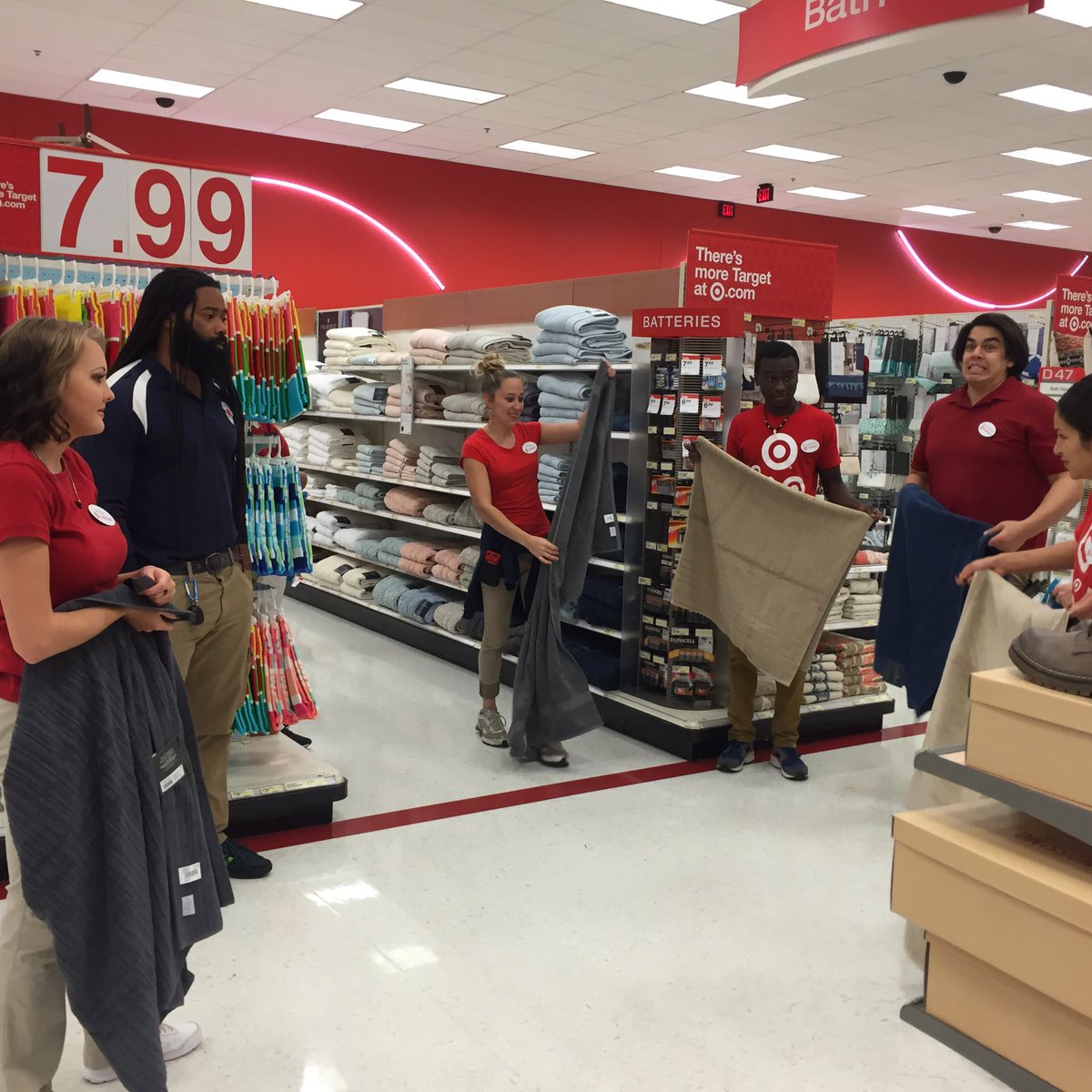 JessBTarget2132's tweet photo. Towel folding training time at Twenty-One Thirty-Two #TimeToLearn #2132 #HavingFunSellingStuff! https://t.co/UCuhYspSDF