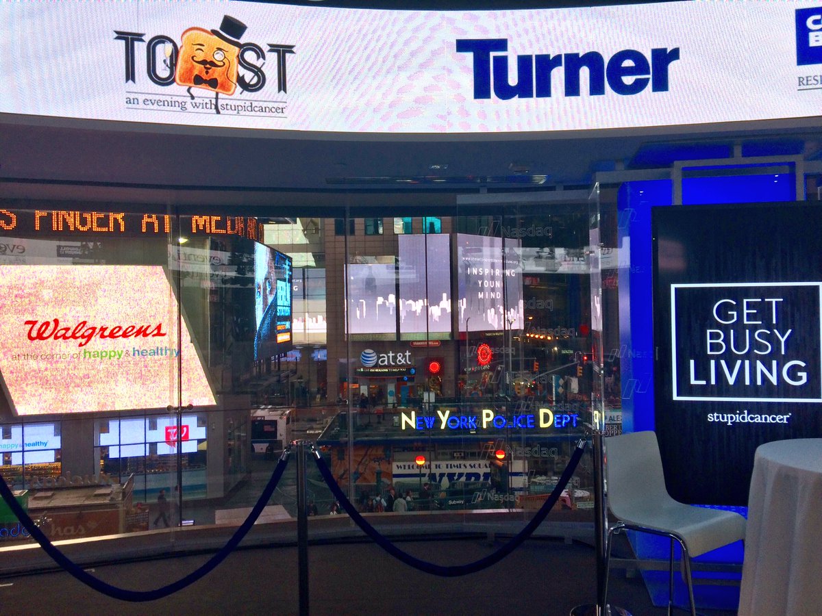 StupidCancer's tweet image. Thursday night views for #StupidCancer! 

#ToastNYC