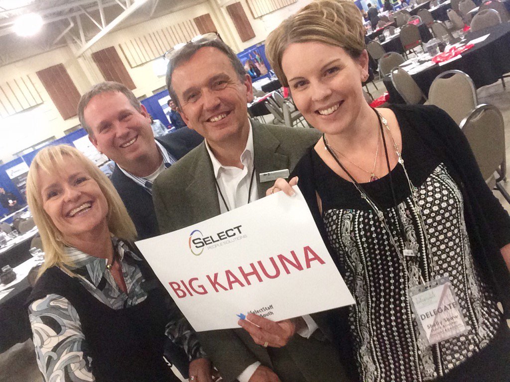 tl_lennox's tweet photo. #oppsouth hanging with @ShawAssocYQL and @SelectStaff featuring Harry Gross! https://t.co/Lujxm2UYYB