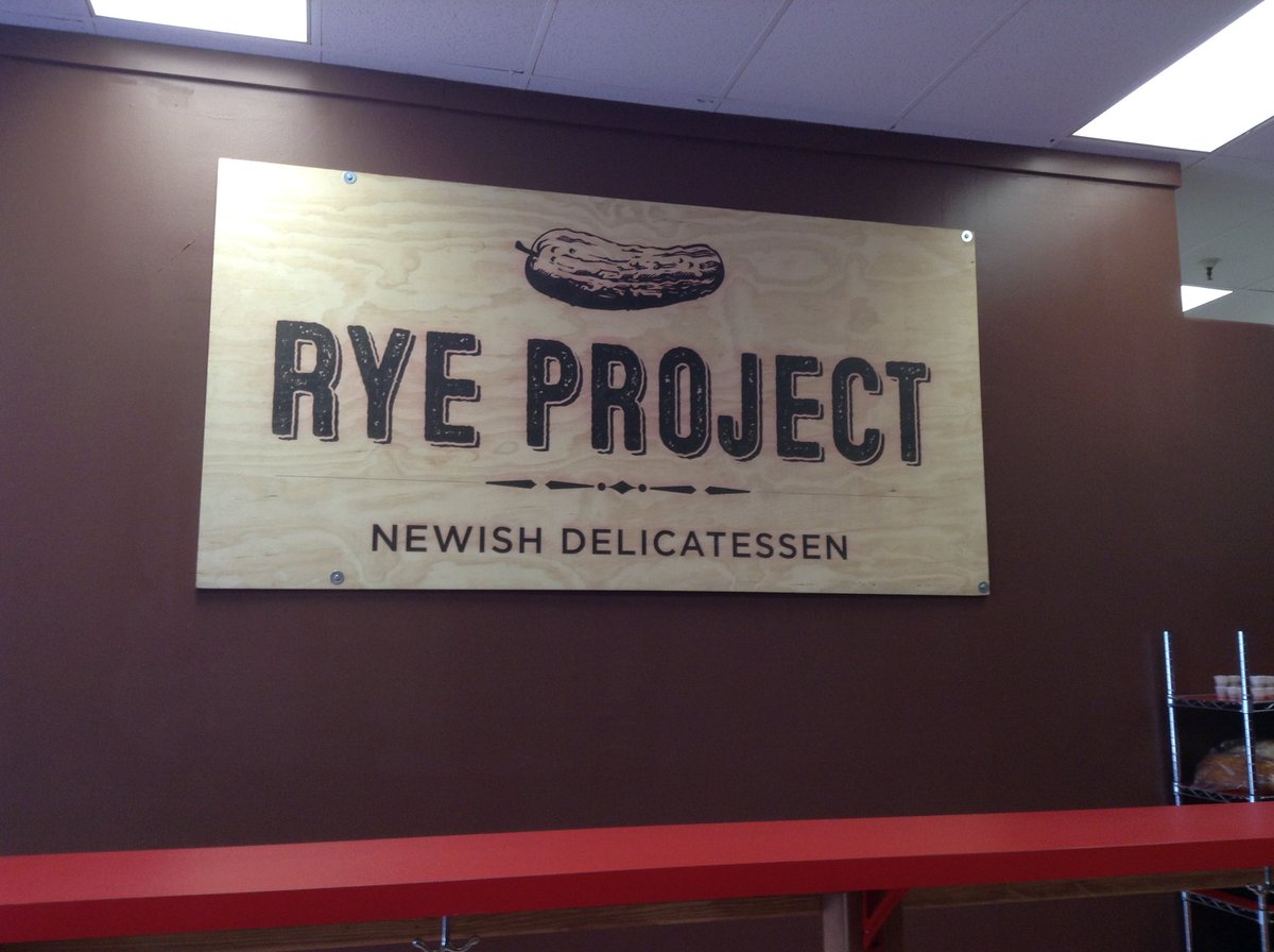 andytheohr's tweet photo. Jewish deli in SF bites the dust. https://t.co/FovCkQc1Rp @ryeprojectsf #jewishdeli #deli https://t.co/ZzR3bvj6cA