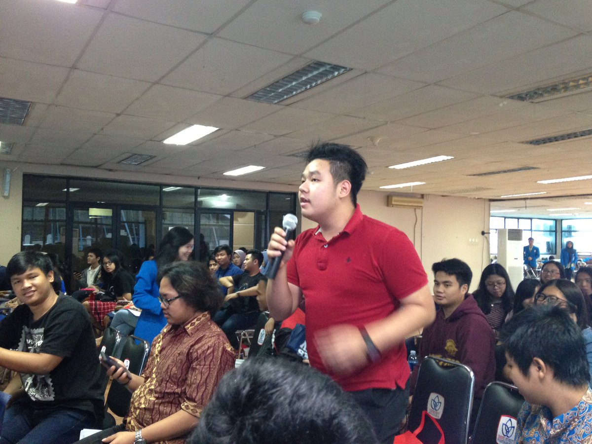 PresunivAD2016's tweet photo. Now Q&amp;A Session with Mr. Fransiscus Budi Pranata. https://t.co/yPmO6NM3DV