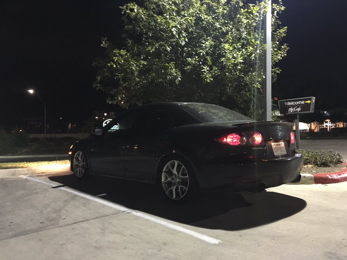 theOGalexd's tweet photo. Twitter saw it second π #ProjectBatmobile https://t.co/nVZYbD5MEm