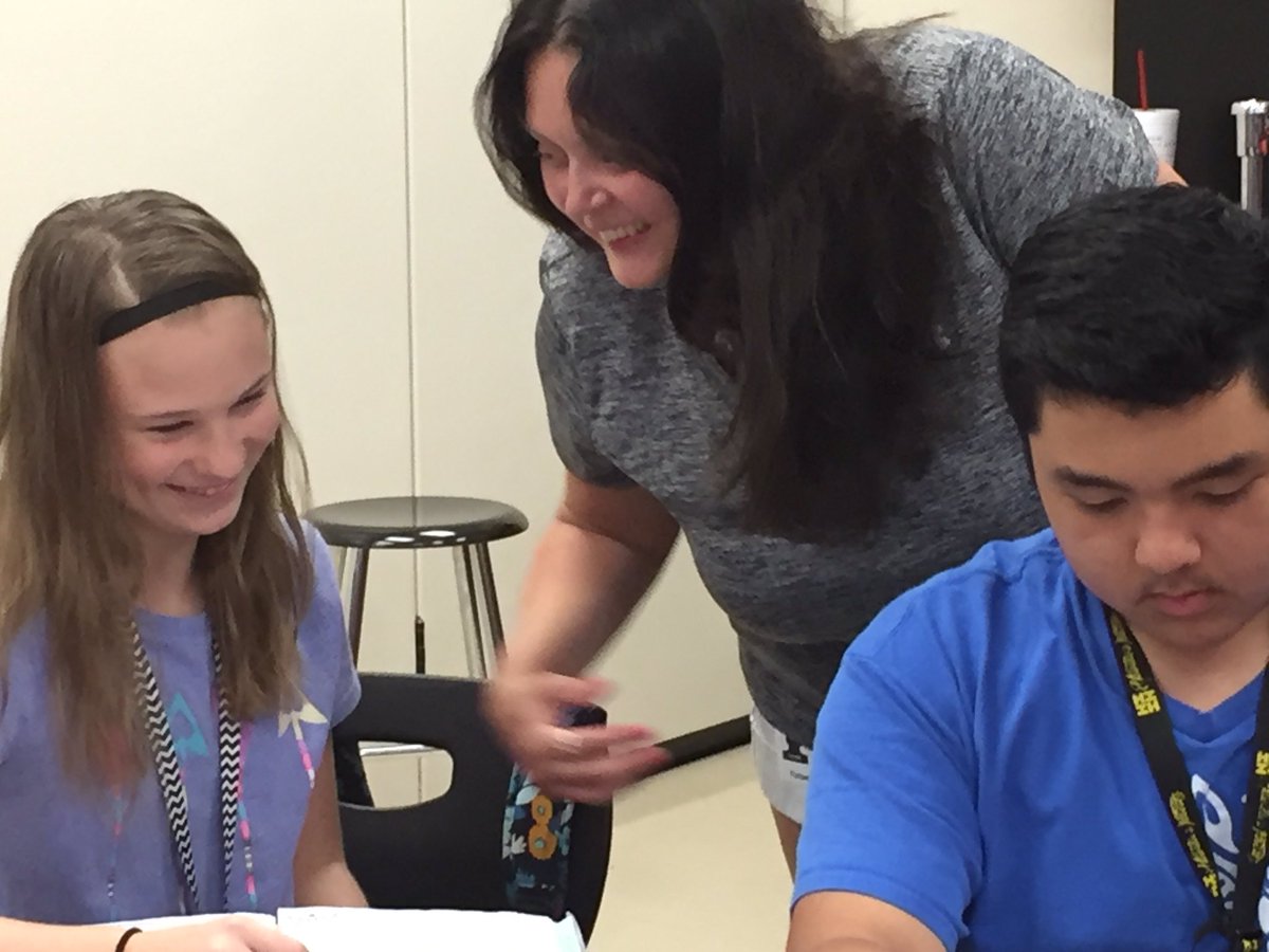 Parent volunteers in 7th grade science helping with Graphing Analysis after lab. Thank you Kylia Matthews and Teri Whitlow! #TitanPride