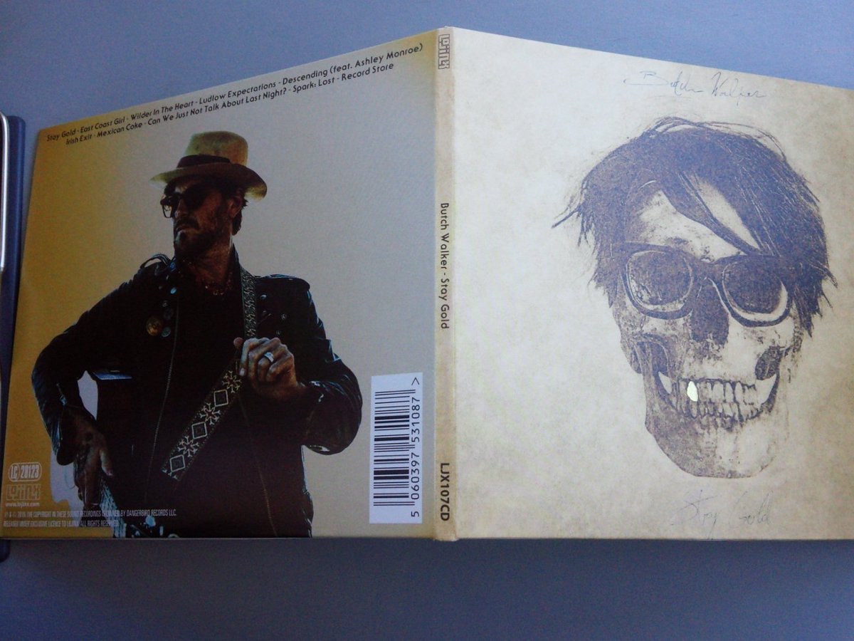 pleasegotme's tweet image. ブッチ・ウォーカーの新作がワナビー・スプリングスティーンな内容で素晴らしい。80s後半のフィラデルフィアの音楽シーンを思わせる爽快なアメリカンロック。アメリカでこれが売れないのならバイヤーの責任だね。グラミ一賞も狙える出来。裏ジャケはディランのよう(笑)