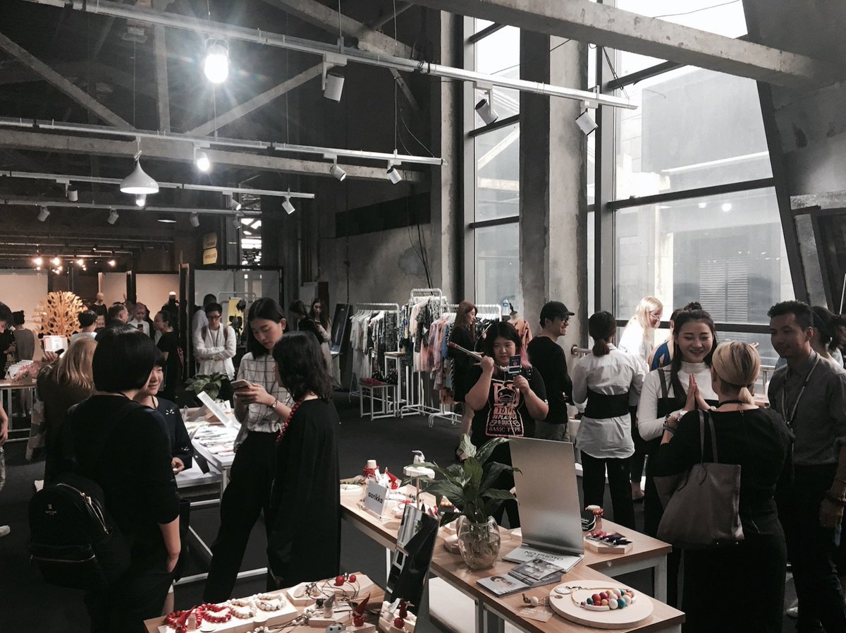 #LifestyleFinland showroom at #MODEShanghai during <a href="/Shanghai_FW/">Shanghai Fashion Week</a> with 10 Finnish brands @frenncompany @AarikkaOy @Terhi_Shoes <a href="/PapuStories/">papustories</a>