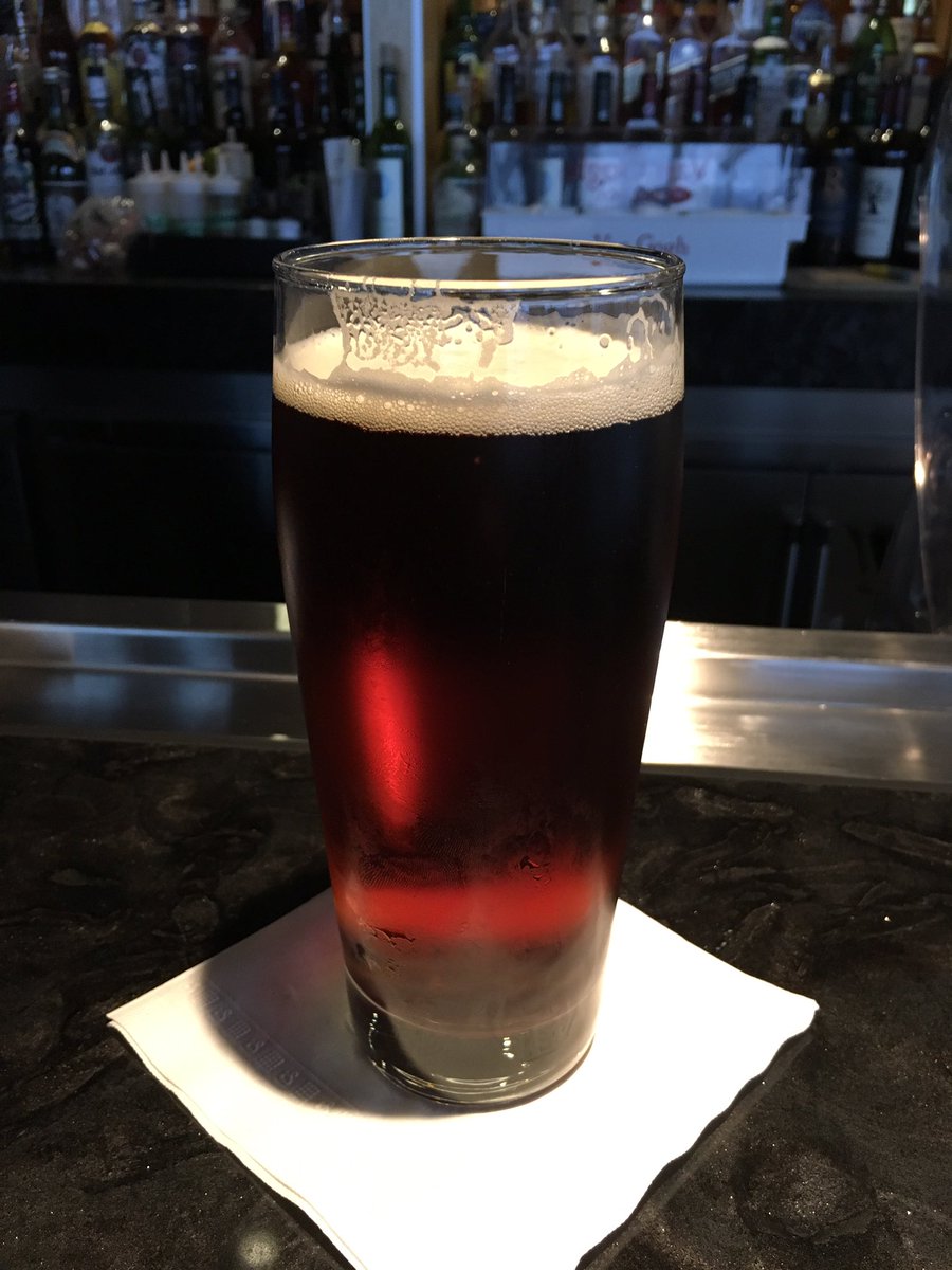 CoalHarbourBar's tweet photo. Come  &amp; catch baseball playoffs and hockey telecasts on one of our 70" TVs and enjoy a cold @CentralCityBrew #Pumpkin Ale (limited release) https://t.co/VwR8jJdf3t