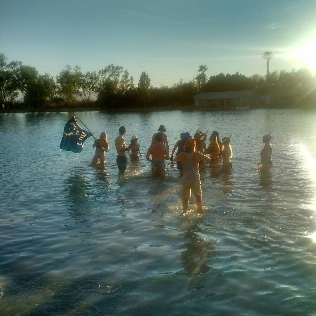 thencwsa's tweet photo. It's so about the Viking helmets #NCWSASpirit #2016NCWSANationals @westernwaterski https://t.co/1WHCj2CfvN https://t.co/wfyK2WplJn