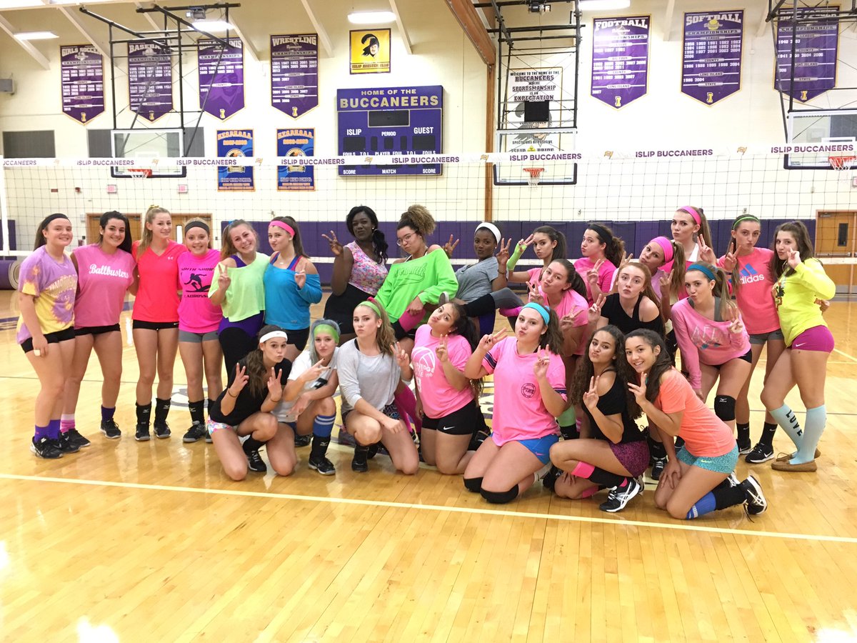 IslipVolleyball's tweet photo. #80sday #IVBFAM #SPIRITWEEK https://t.co/CdSRTzwIxt
