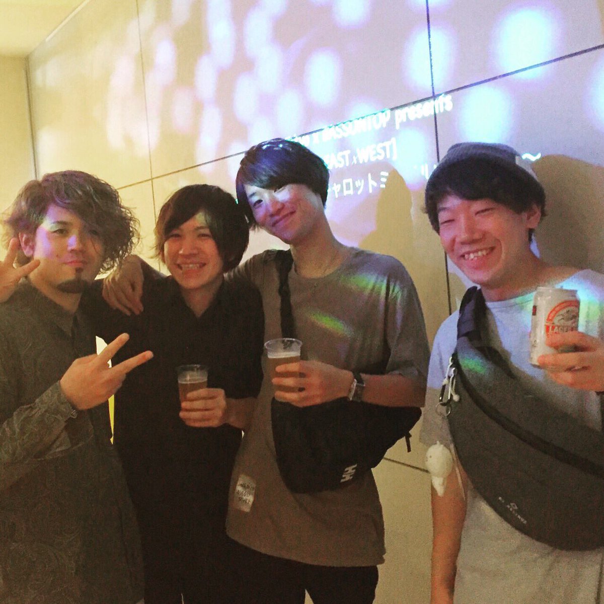 kai_nSgg's tweet photo. 改めて、昨日はZircoTokyoありがとうございましたー!急遽サポートベースで奮闘してくれ��boderline caseのふじしゅん、そして対バンの方々に絶大な感謝を!
#NANOSCALE
#boderlinecase
#zircotokyo https://t.co/cJlVDHrrdL