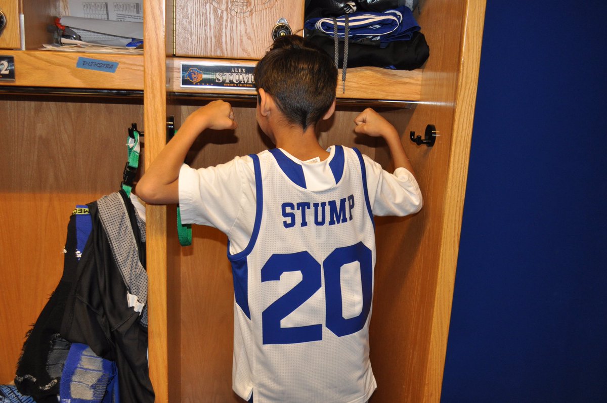 El_Presidente35's tweet photo. New year, new teammates, new locker and a new jersey! Same old smile ππΌ #StumpStrong #ucr #AS20 https://t.co/YxOE4TCneF