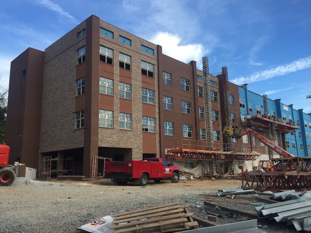 NashvilleMDHA's tweet photo. This 70-unit apartment complex on Summer Place is the fist construction project for #EnvisionCayce. #Nashville https://t.co/dxvbj1XYhc
