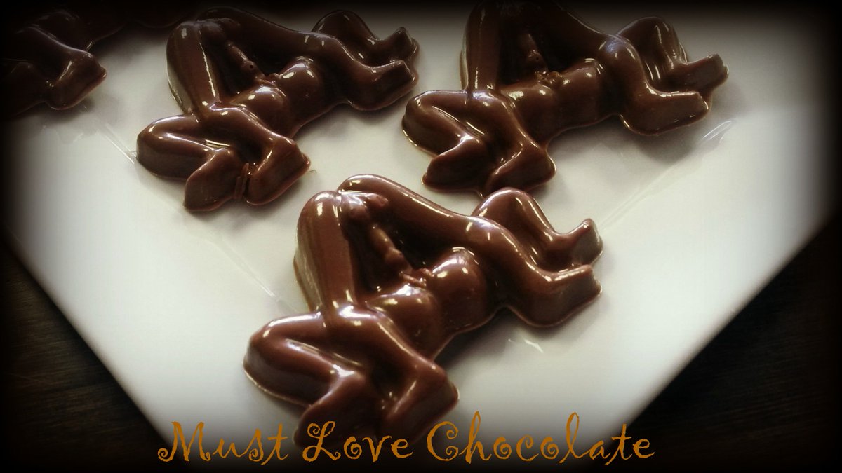 MustLoveChocola's tweet photo. #Adult #XRated #Chocolate #DoinIt #SexyChocolate #Naughty #Sweet #KingstonOntario #ChocolateShop https://t.co/8Esg7afBGv