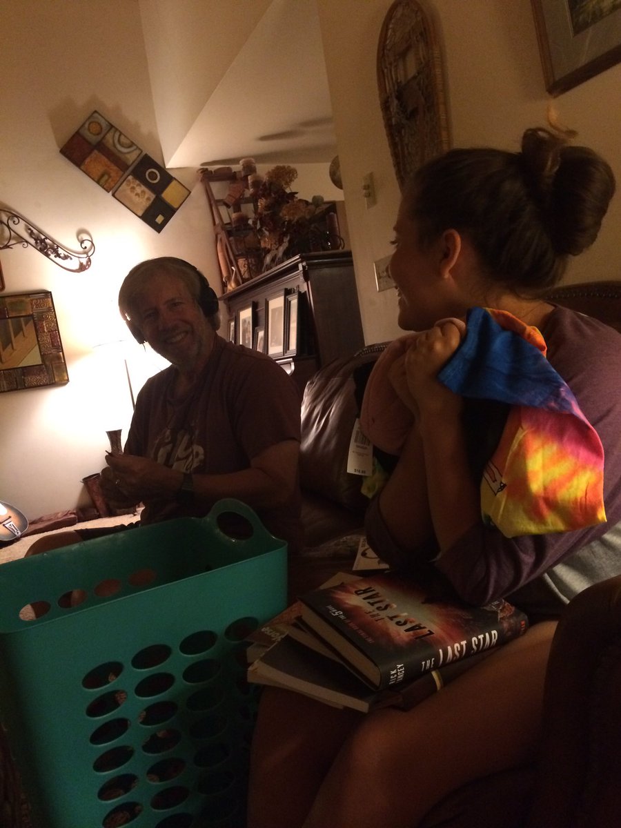 almostdeadacc's tweet image. 