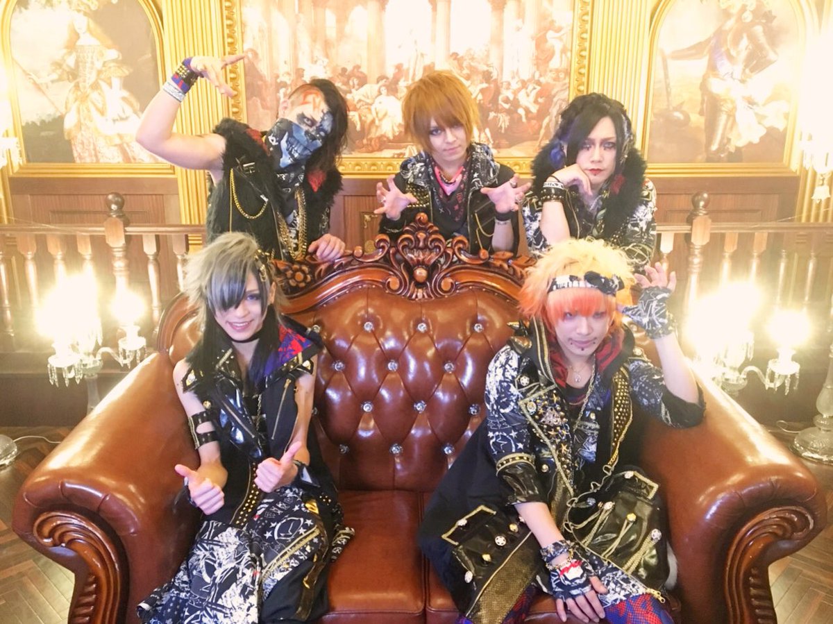 codomo_official's tweet photo. 明日は、第2回コドモドラゴンFC旅行
『そうだ静岡、行こう。』です！
前回より、さらに内容も濃いものになっていますので、お楽しみに！
そして、日頃の感謝を込めて♡メンバーが最高のおもてなしをコドラの皆様にさせて頂きますので、、、ご覚悟を！笑
(@￣ρ￣@)

#コドモドラゴン https://t.co/4Y4KHXVrhO