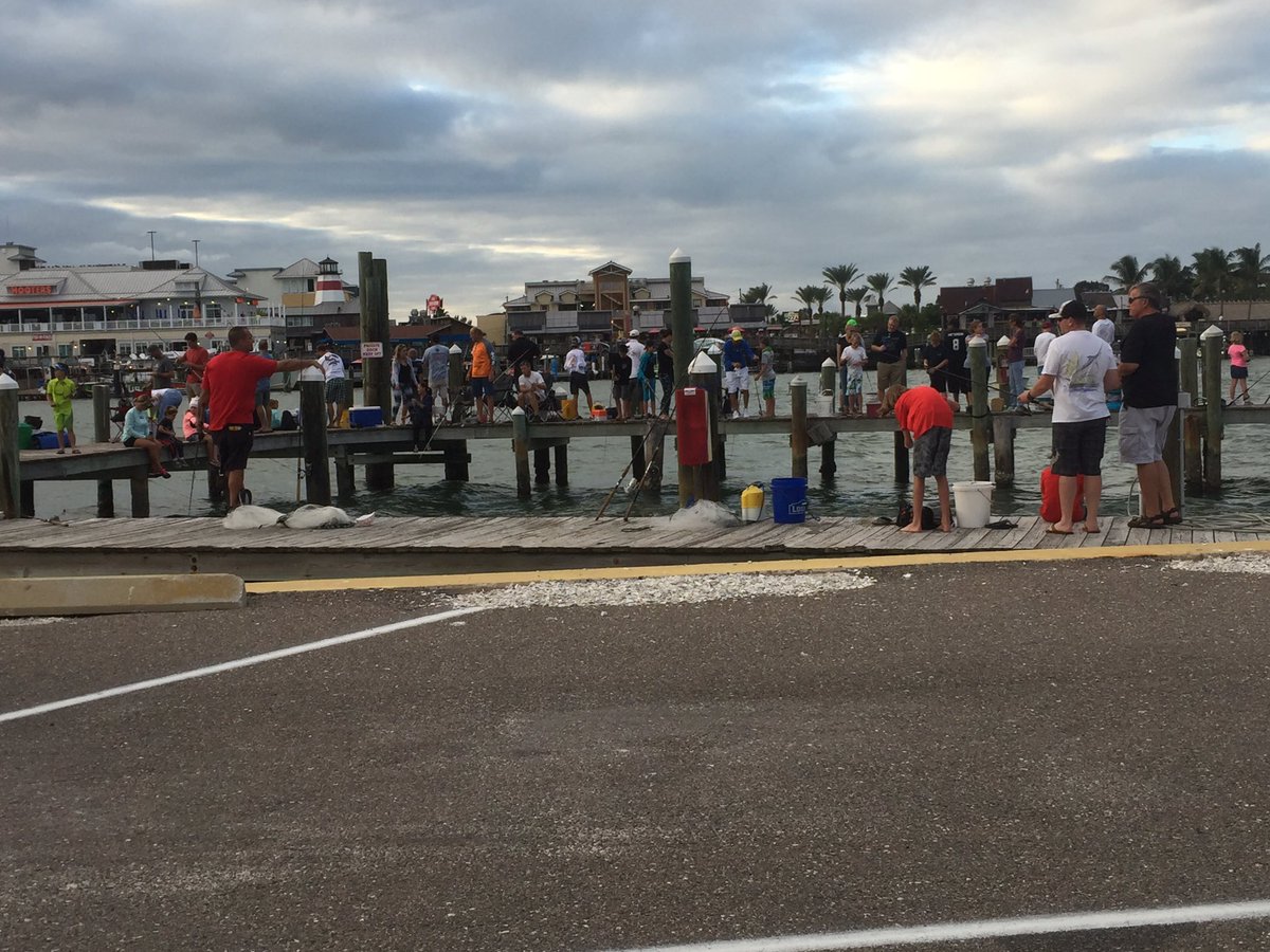 Anglerchick17's tweet photo. Last old salt seawall tournament of the year went well lots of great catches #oldsaltfishing https://t.co/76pj9BnL4T