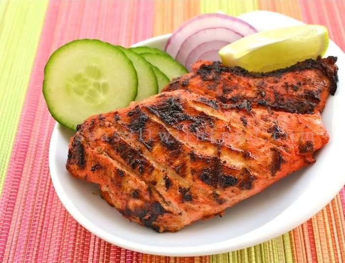 Dining_Indian's tweet photo. https://t.co/ldPssB44To #TandooriChicken #IndianStyle #Spicy #Marinated #RoastedonClayOven #WithSalad https://t.co/fqZQkK088z