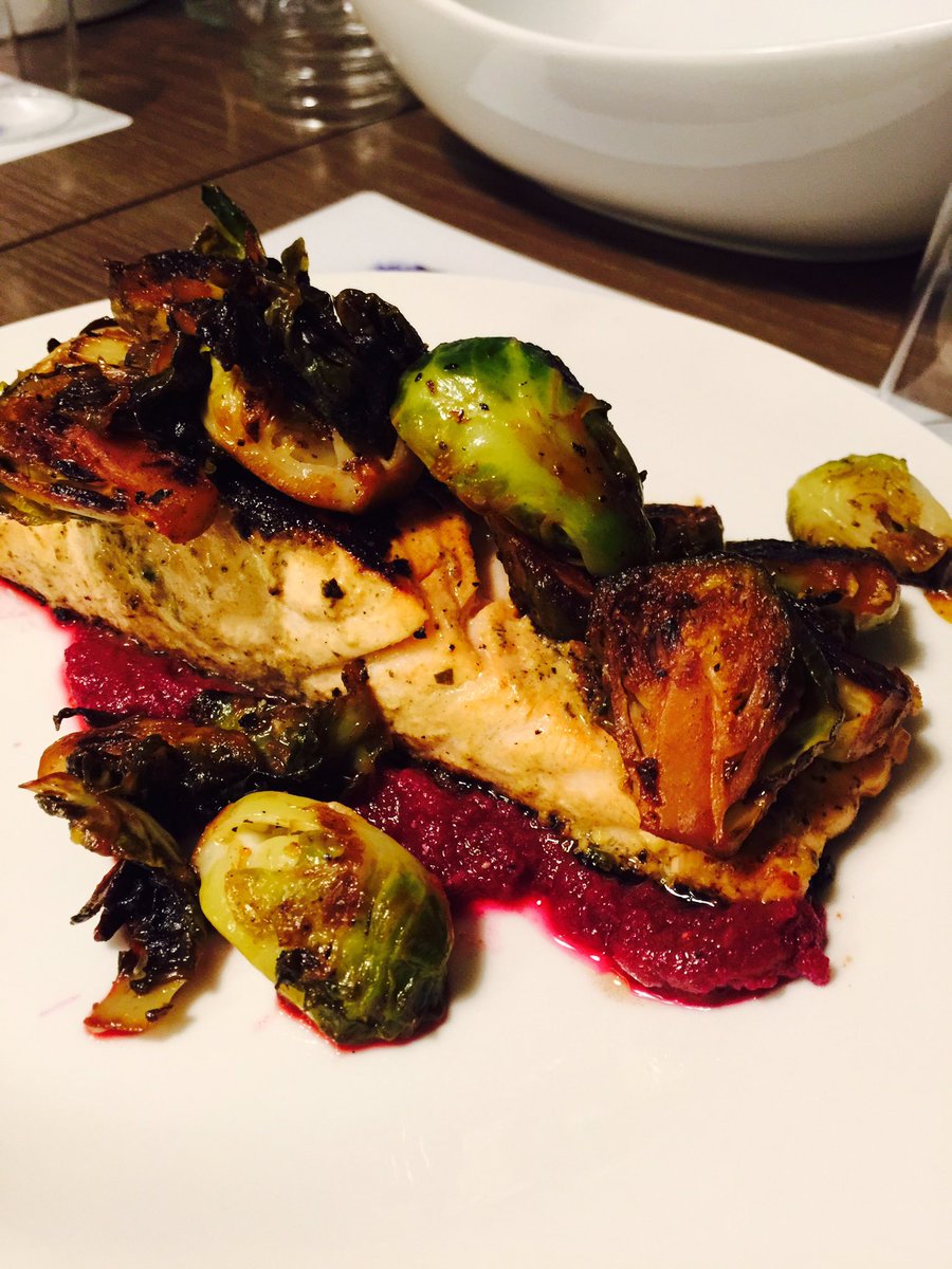 LKBA_NYC's tweet photo. Basil and arugula crusted salmon, honey Sriracha Brussels sprouts over a horseradish beet purée.  #perfection #LKBA https://t.co/qFgF5rcH5T