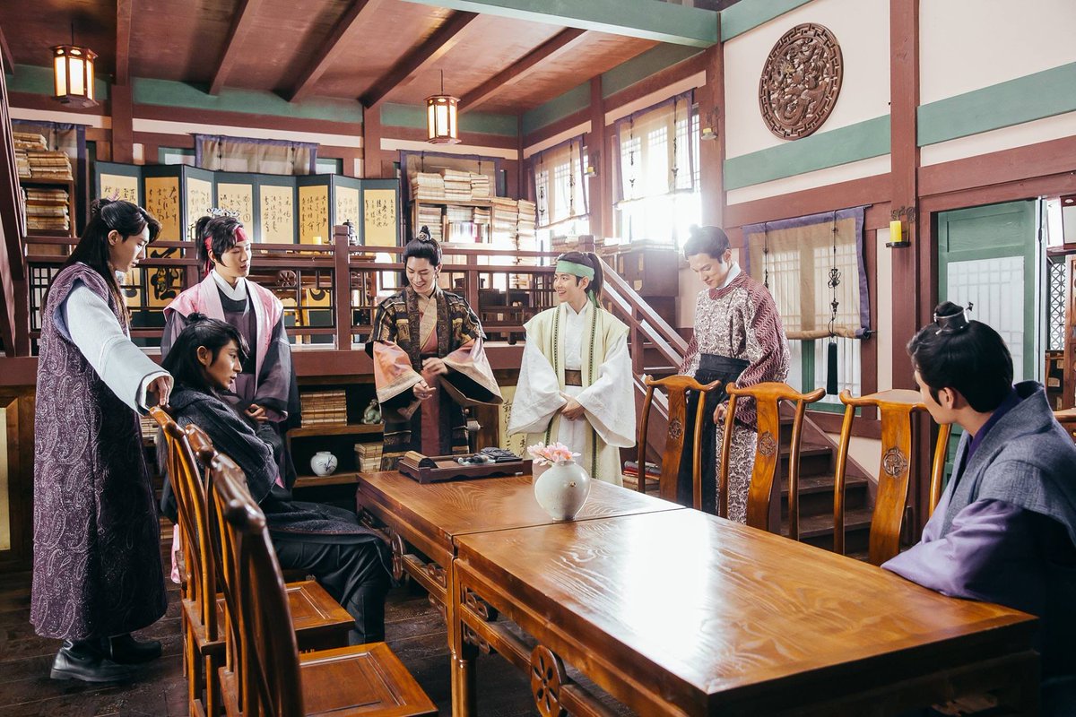 bestofbyunbaek's tweet photo. BAEKHYUN - Moon Lovers: Scarlet Heart Ryeo FB Update https://t.co/CGZh4nwIHm