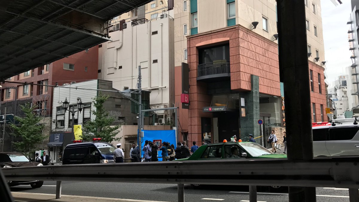 六本木で鉄パイプが落下し通行人に直撃し死亡 六本木で鉄パイプが落下し通行人に直撃し死亡