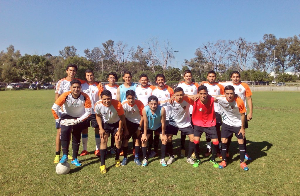 sportcucba's tweet photo. #TorneoIntercentros2016
Fútbol varonil 1 ganado de 1 partido
Fútbol femenil 1 perdido de 1 partido
#TodosSomosAgaveros
#Agaveroscucba https://t.co/dUESK3gmYX