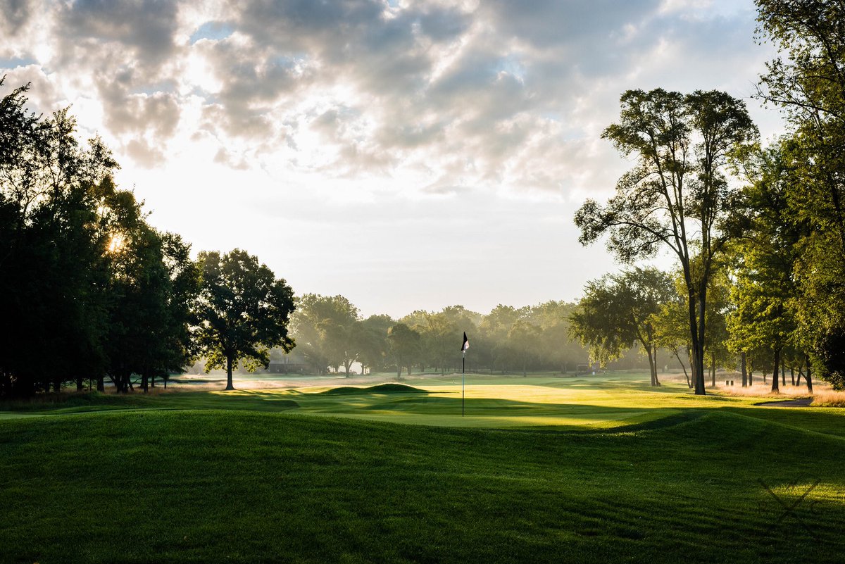 I'm told the Warren Course, a Coore &amp; Crenshaw design &amp; home to <a href="/NotreDame/">University of Notre Dame</a>, will host the 2019 U.S. Senior Open. 🎯🎉