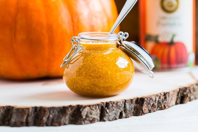 Pumpkin Spice Sugar Scrub - perfect for glowing skin!
getinspiredeveryday.com/lifestyle/pump…