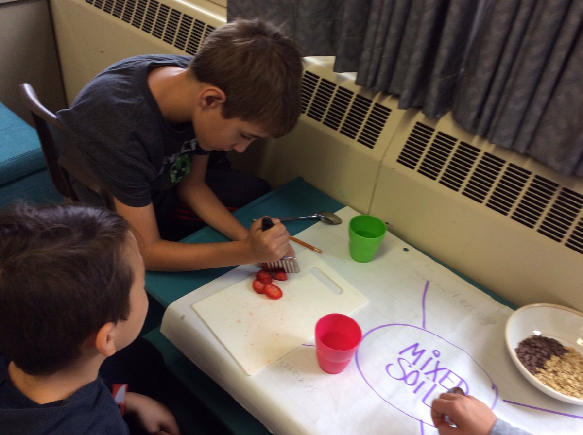 McKinneyLepp's tweet image. My #minimakers make edible soil to build deeper connections to learning!
#constructivistlearning