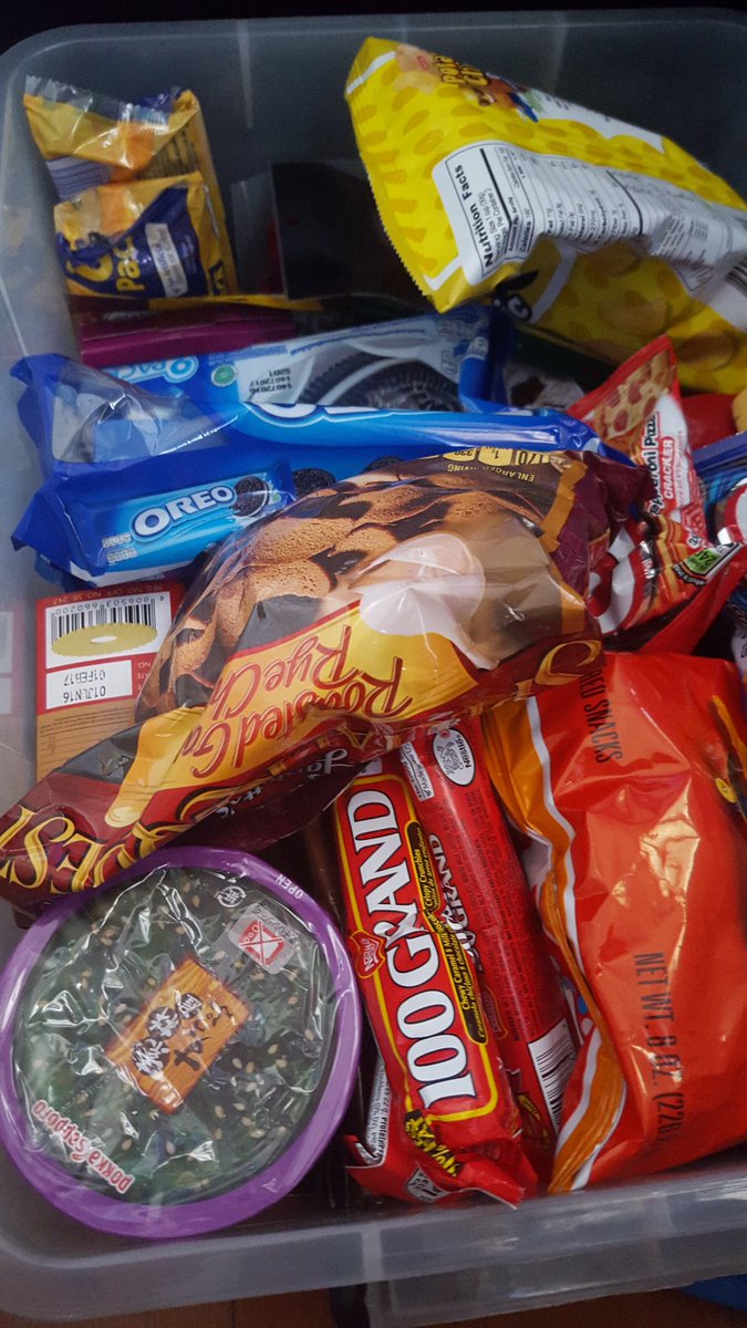 sarjhento's tweet photo. Yung stash ko umaapaw na... parang pagibig ko sayo. 😏😏 #sinoba #anoba 😂 https://t.co/TLeEDIbeHh