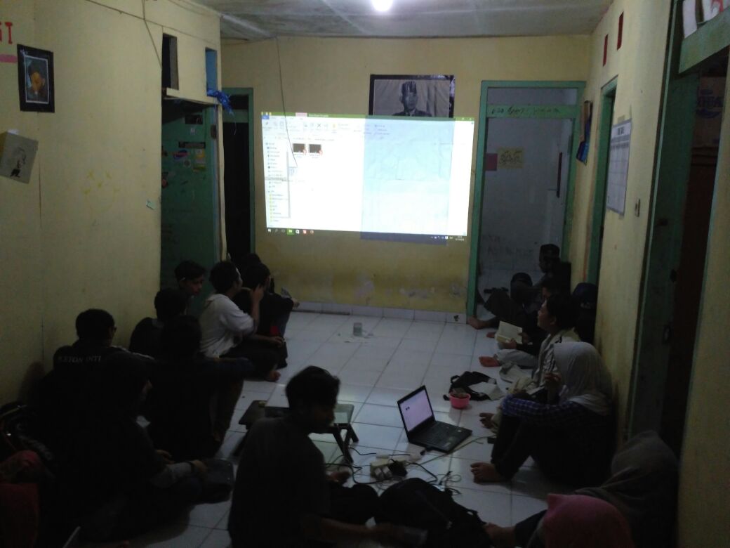 PSyahadat's tweet photo. Kamis 13 Oktober 2016 bedah film dunia Sophie bersama sahabat-sahabati korp aksara https://t.co/Wyn6LR4Mrh