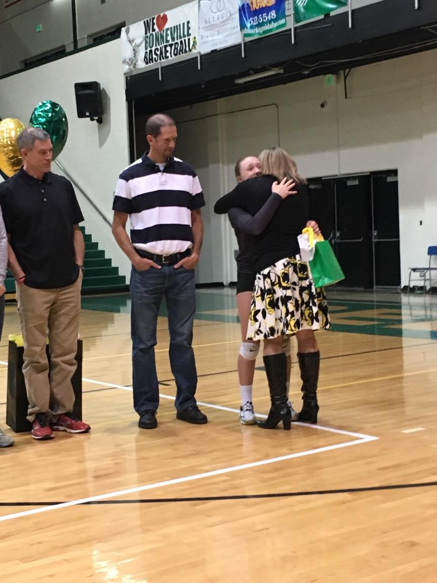 beesAD1's tweet photo. Volleyball senior night 
Congratulation  Michaila Walton and Kiley McMurtrey
@beesadmin
@Bonnevillebees https://t.co/tBDPvHMdJO