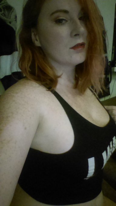 Dress to walk the line... lol https://t.co/6GOnA41vxy<a href="/tag/manyvids"class="tags"><span>#manyvids</span></a><a href="/tag/mvsales"class="tags"><span>#mvsales</span></a>