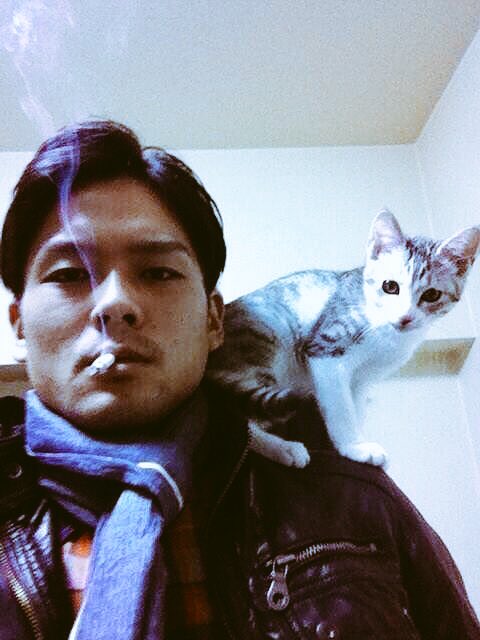 昨日の夜。
普段は、本当に人と喋らず「し〜ん」としてるのですごくベラベラ喋った！！あー楽しかった！！ 