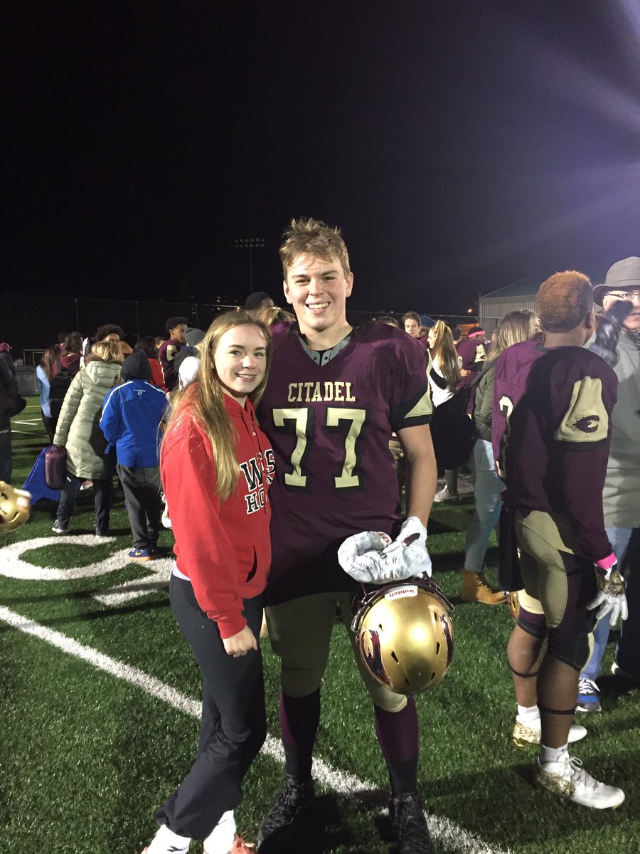 taylorstpeters's tweet photo. happy bday sean! hope you had a good day💛💛 @sean_macdou https://t.co/6mJokd0QBs