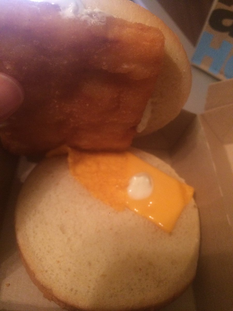 ASHSAND29's tweet photo. Really @McDonalds? I'm assuming you've fallen on hard times and can no longer afford a whole slice of Kraft. https://t.co/OViLGW7qNk