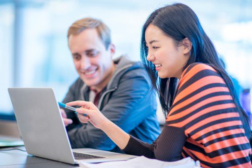 VerveEd's tweet photo. Top trends in #online #learning via @LDPHub https://t.co/JPm5HDnjey #training #profdev #learninganddevelopment #HR #management https://t.co/k0E1Swq2kC