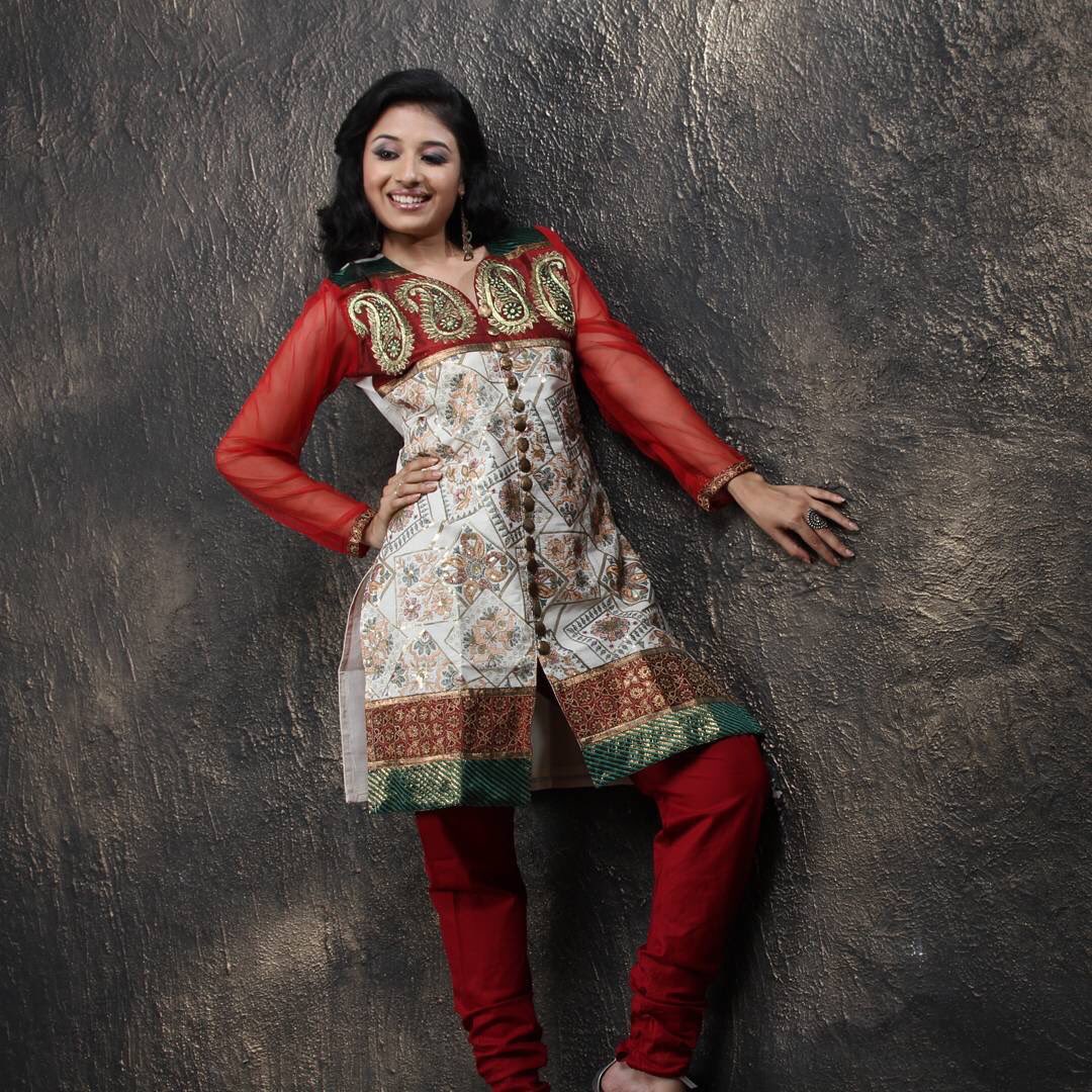 ParidhiSharma_W's tweet photo. #Unseen #Offscreen #PhotoShoot of the #Charming #ParidhiSharma #ReleasedJustNow 😍 https://t.co/ItPIo5blMj